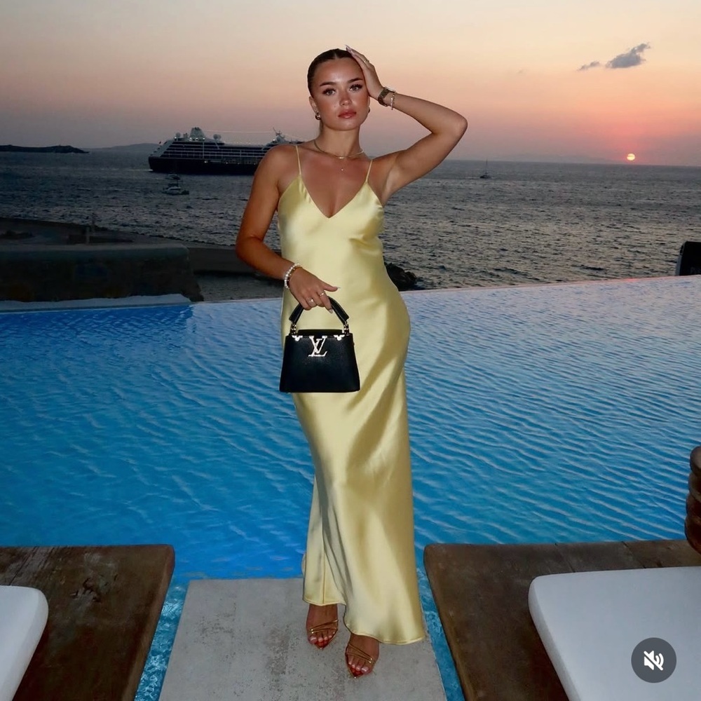 Zara maxi dress flowy butter yellow satin effect wedding evening party - Picture 2 of 16